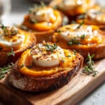 Bruschettas à la purée de butternut et chèvre